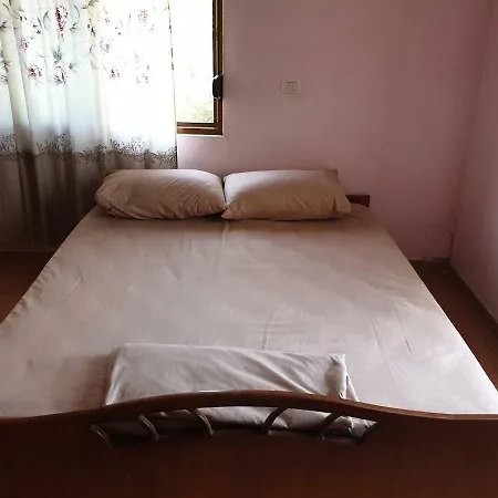 Vila Al-jon Hotel