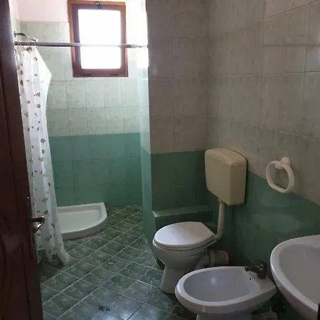 Vila Al-jon Hotel *